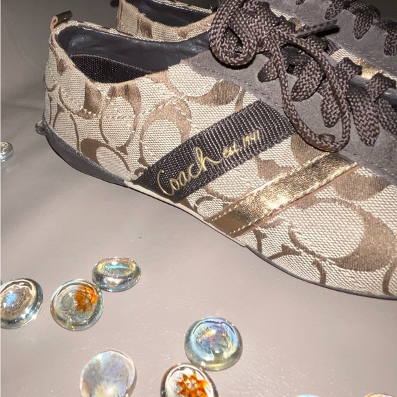 COACH SHOES - Picture 6 of 7